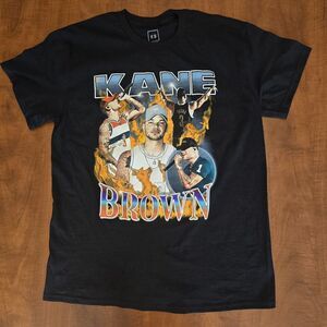 Kane Brown Short Sleeve Front Side Collage Name Spell Out Graphic Tee M